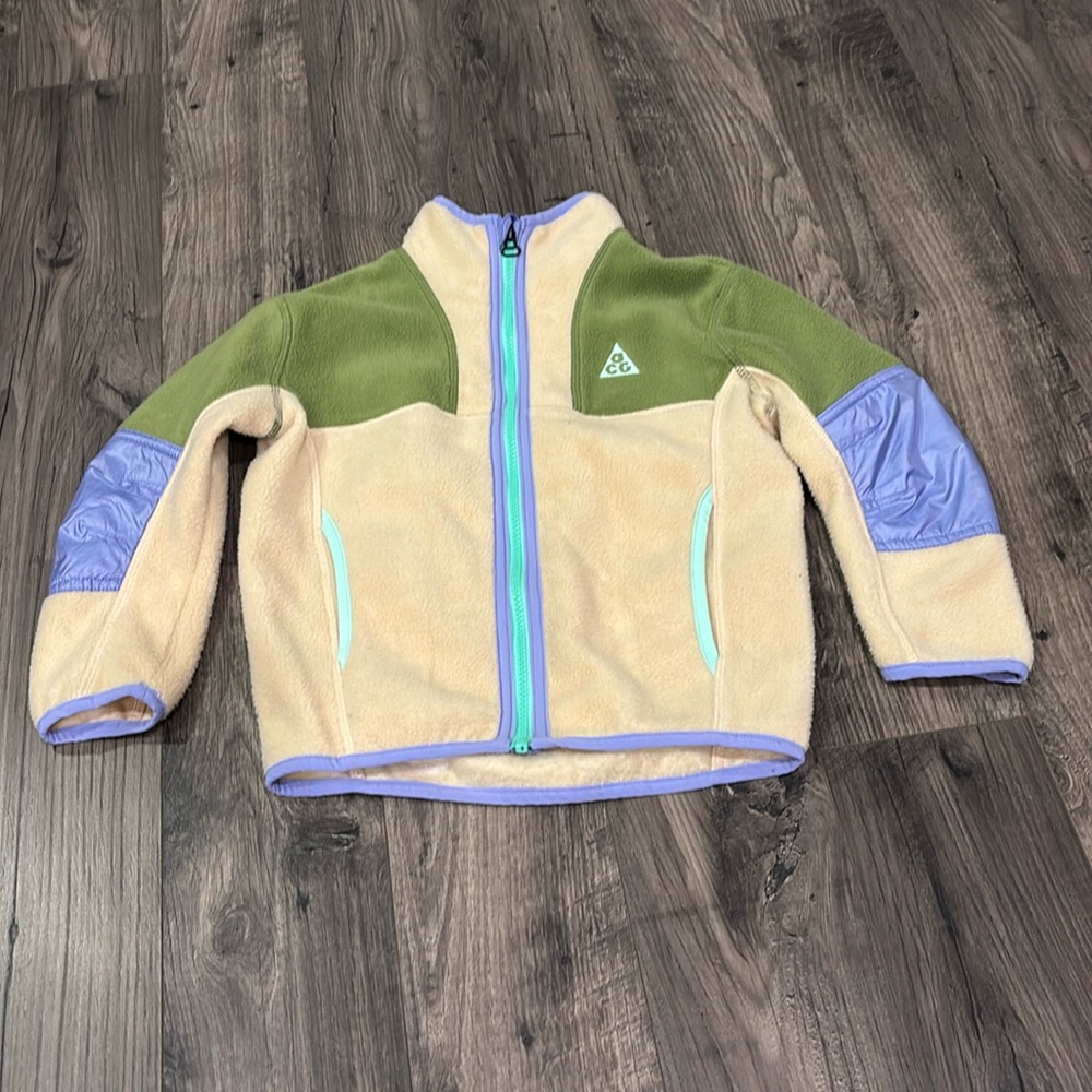Nike Therma-fit ACG